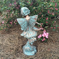 16.5 Емили цветна фея в бронзова патина вътрешен двор и градина голяма статуя