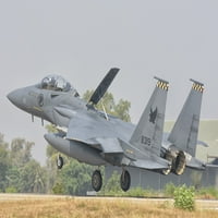 Royal Singapore Air Force F-15e Strike Eagle. Печат на плакати от изображения на Giovanni Colla Stocktrek