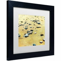 Търговска марка изобразително изкуство камъчета на плажа платно изкуство от Мишел Калкинс, бял мат, черна рамка