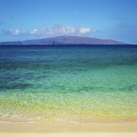 Изглед към планините на хавайски остров от пясъчния бряг; Хавай Съединени американски щати от Pics Pics Kicka Witte